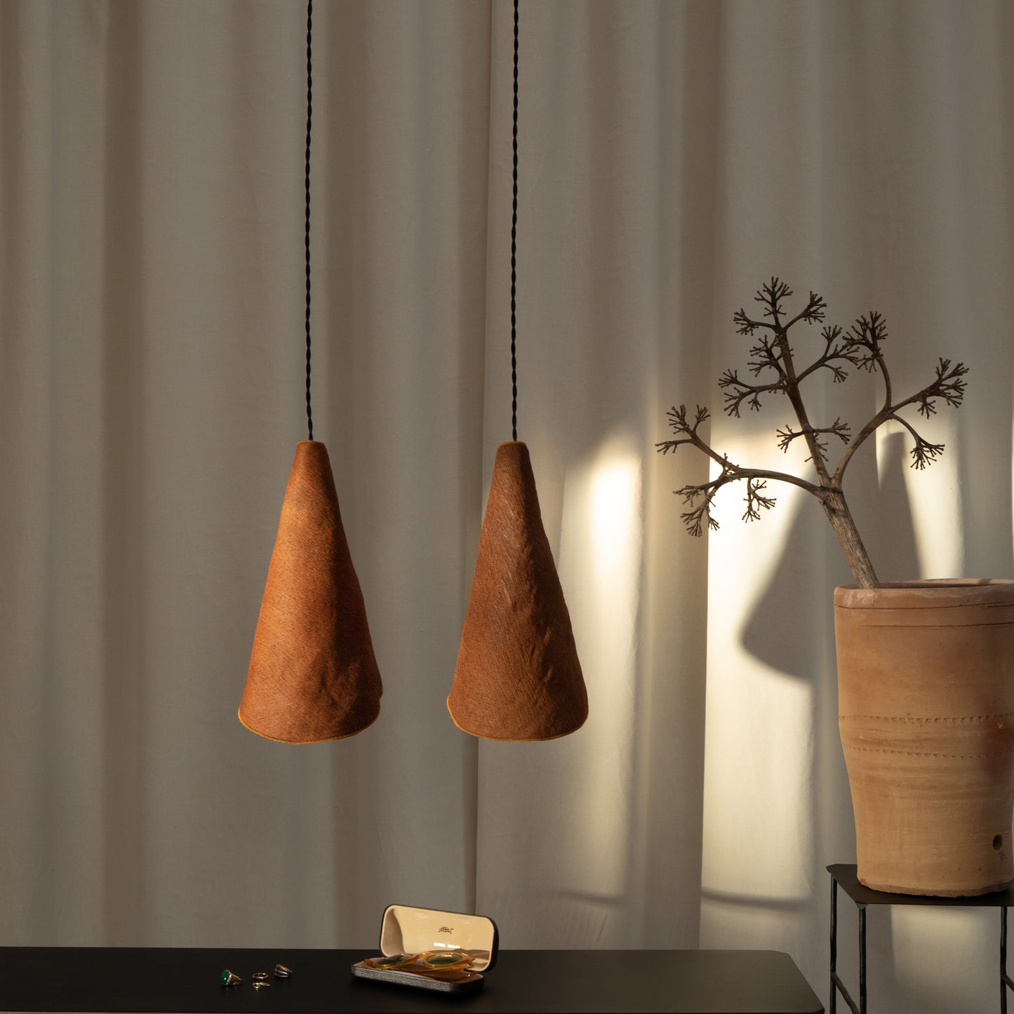 Couro Pendant