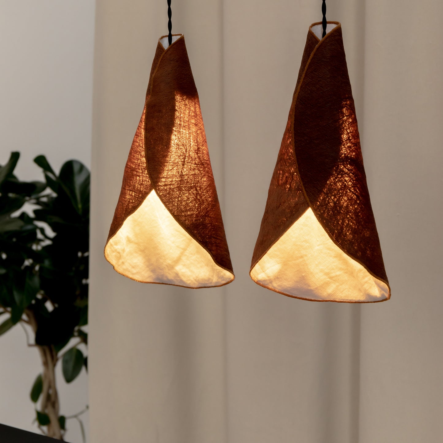 Couro Pendant