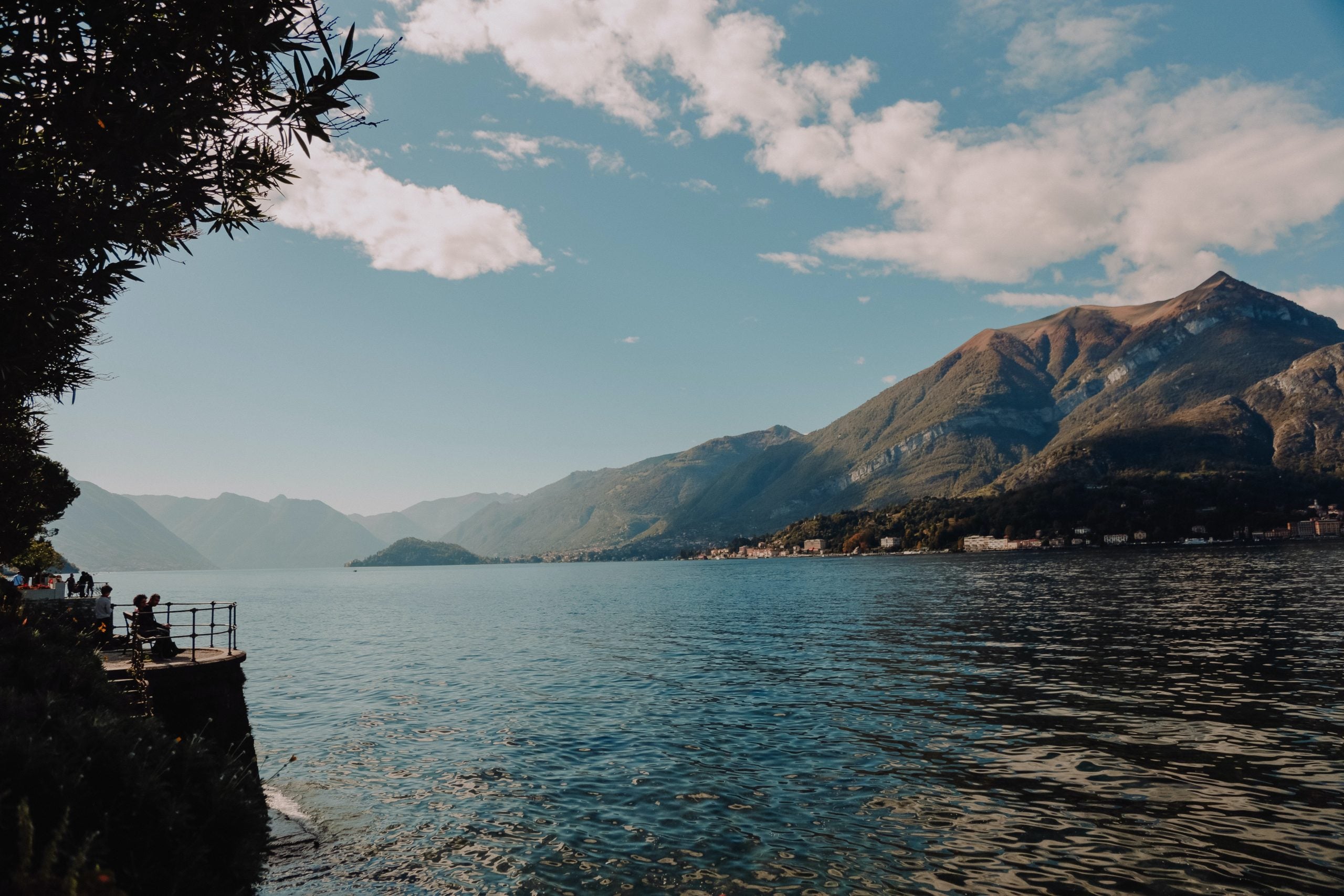 view ou t of varenna early morning
